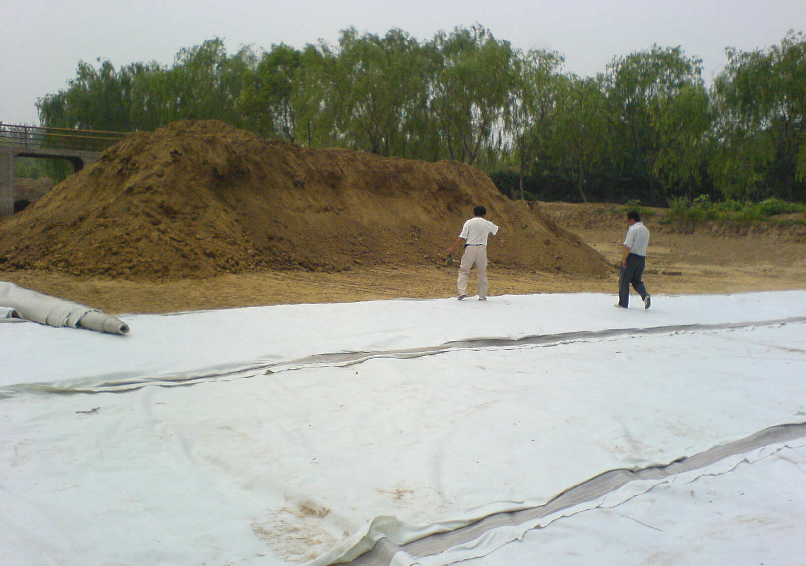 工程實驗如何模擬土工膜的受力狀態？